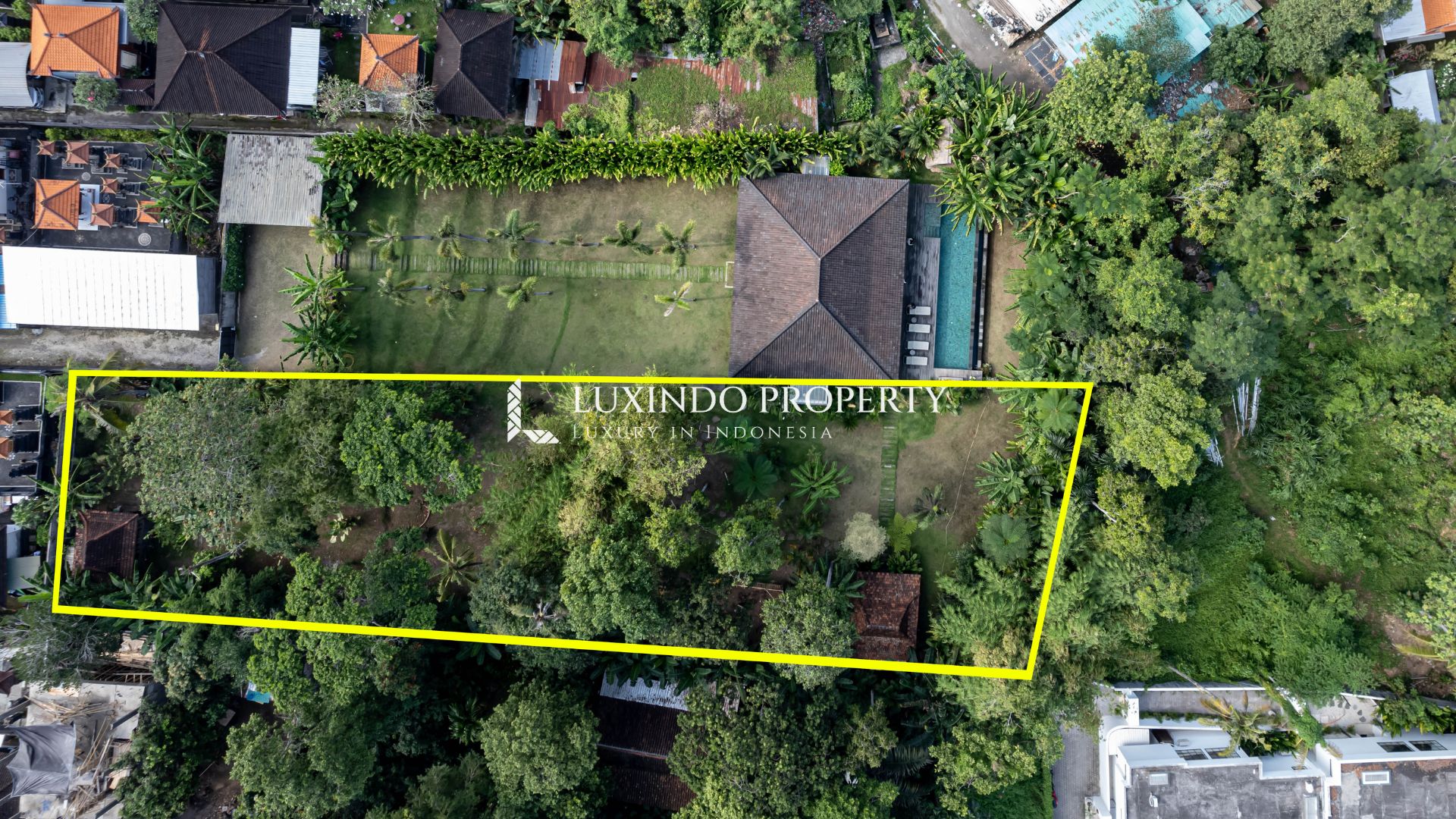 CANGGU - 1,640M2 LEASEHOLD LAND IN TUMBAK BAYUH (LHL284)